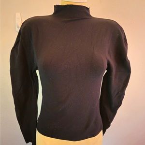 FABLETICS Long Sleeve black Open back Seamless Long sleeve top in size medium
